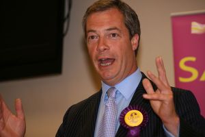 Photo courtesy of Euro Realist Newsletter, via Wikimedia Commons: http://commons.wikimedia.org/wiki/File:Nigel_Farage_of_UKIP.jpg?uselang=es